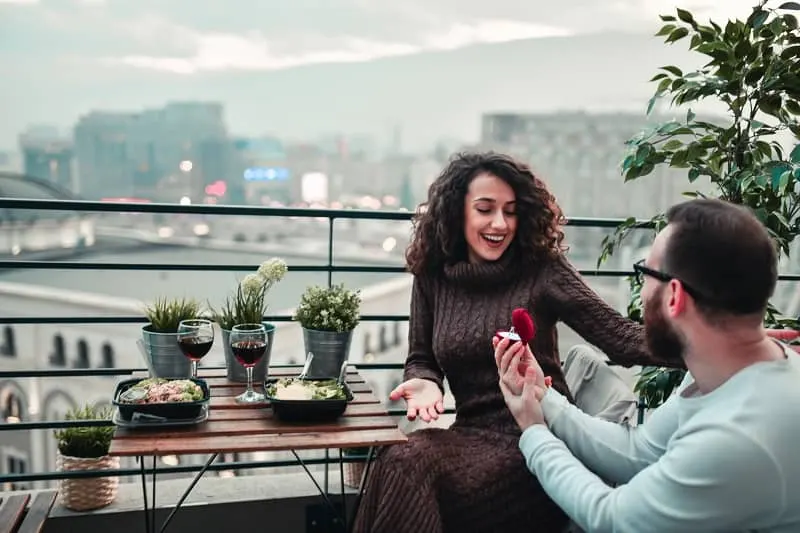 Surprised Female Getting Proposed To By Bearded Boyfriend-cm (2)